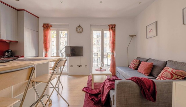 Apartment in Paseo de las Delicias