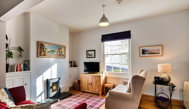 Apartment in Pickering by Riverside Views