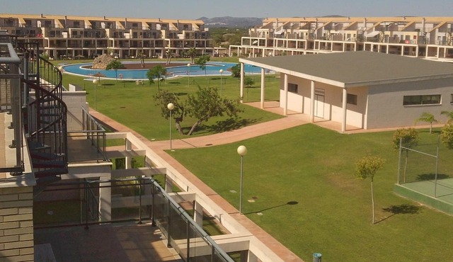 Apartment in private complex within a Golf