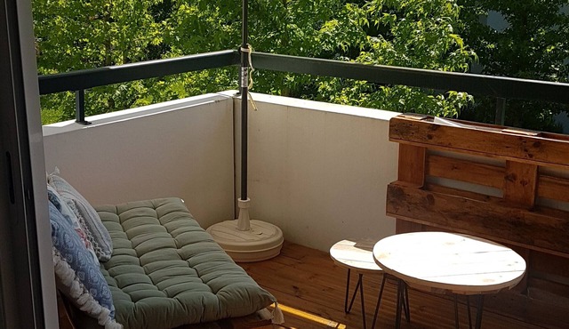 Apartment in quiet residence near Spain and the ocean