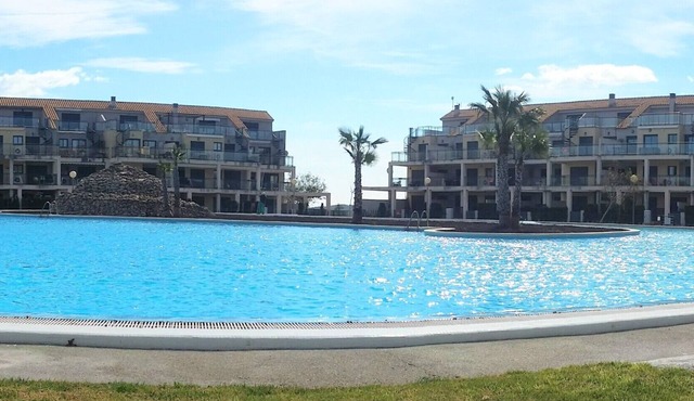 APARTMENT IN RESIDENTIAL GOLF MAR