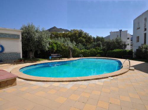 Apartment in Roses with Sea Views & Pool