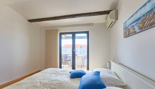 Apartment in Štinjan with Seaview, Terrace, Air condition, WIFI (3326-2)