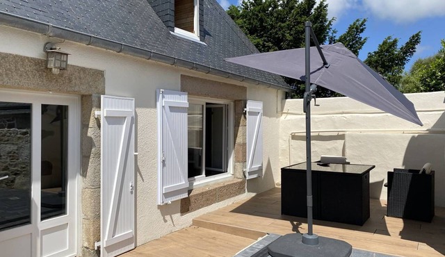 Apartment in the center of TREBEURDEN and 500m from the beach