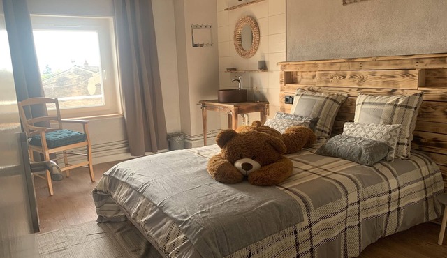 Apartment in the center of the village with swimming pool