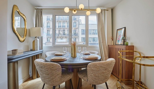 Apartment in the Center of Paris