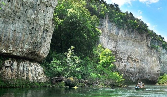Apartment in the heart of the Levezou lakes