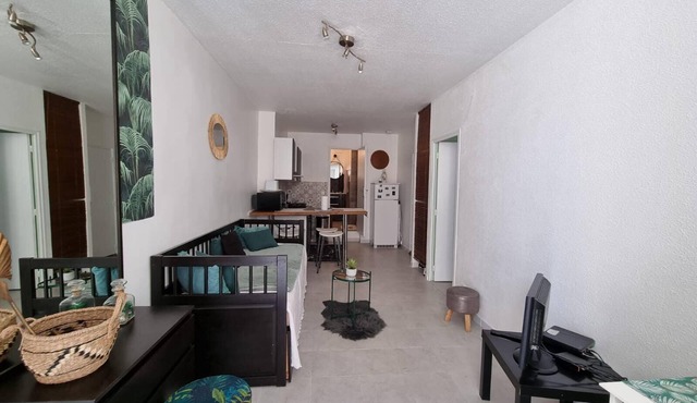 Apartment in the heart of the "panier", pedestrian zone, 5 minutes from the Old Port and Mucem
