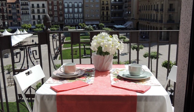 APARTMENT IN THE HEART OF PAMPLONA