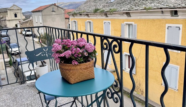 Apartment in the heart of the village