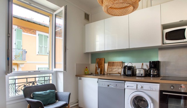 Apartment in the Libération district