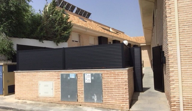 Apartment in Toledo (Plums) Near Aranjuez