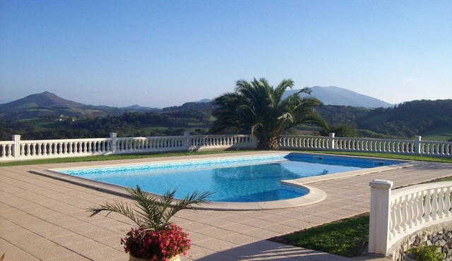 apartment in villa 4 people - Free Wifi