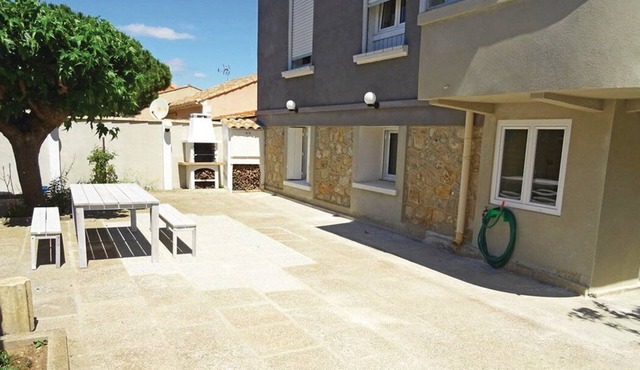 Apartment in Vinassan: 7 minutes from Narbonne and 20 minutes from the beaches!
