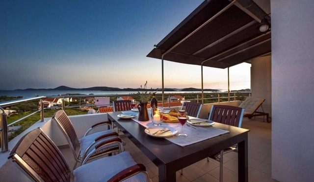 Apartment in Vodice with Seaview, Terrace, Air condition, WIFI (94-9)