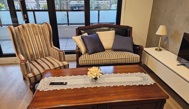 Apartment in Windsor