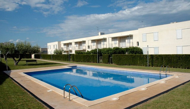 APARTMENT IN WITH GARDEN IN THE MIRADOR DEL DELTA