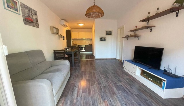 Apartment in Zaton near Beach Zvizda