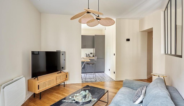 Apartment Invalide by Studio prestige
