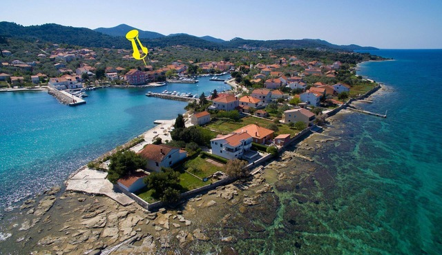 Apartment Ivan - great location: A2(2+2) - Poljana, Island Ugljan, Croatia