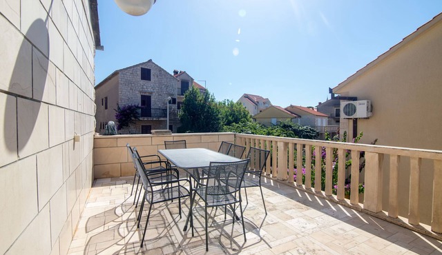 Apartment Jerka (31961-A1) - Supetar - island Brac