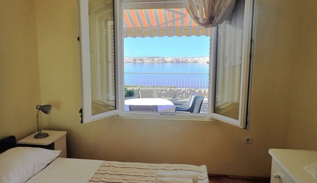 Apartment Jela-right on the beach