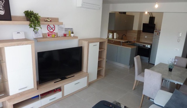 Apartment Jere with private parking