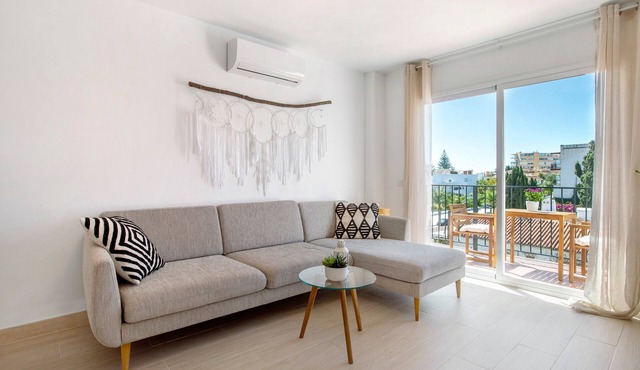 Apartment 'Joya' with Shared Pool, Wi-Fi and Air Conditioning