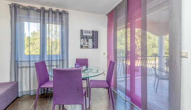 Apartment Kardumovic No.1 Purple on Ground Floor
