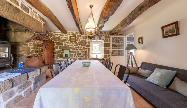 Apartment 'Ker Mané Teviec' with Shared Terrace, Garden and Wi-Fi