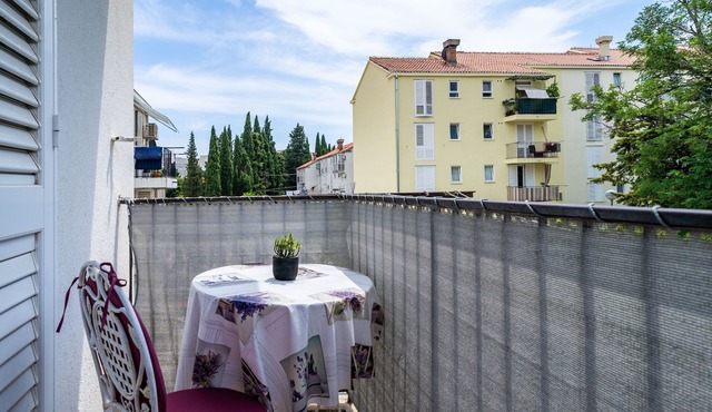 Apartment Klaudia - Two Bedroom Apartment with Balcony