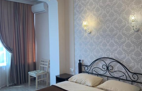 Apartment Krymskaya 19V