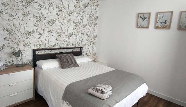 Apartment 'L'appart De Cécile' with Mountain View, Private Garden and Wi-Fi