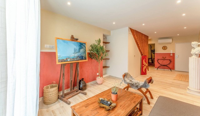 Apartment "L'Escale Romaine" in the center of Orange