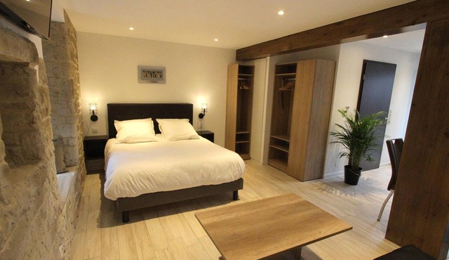 Apartment-La Chute-Ensuite with Shower