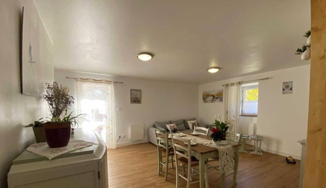 Apartment 'La Coume d'Or' with Mountain View, Private Terrace and Wi-Fi