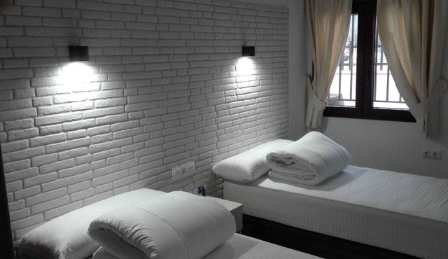 Apartment 'La Teja 1' with Mountain View, Wi-Fi and Air Conditioning