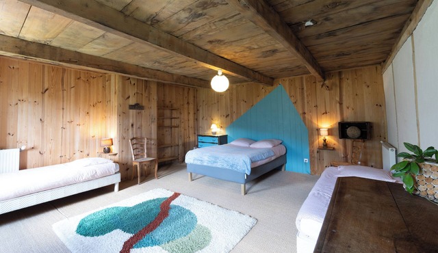 Apartment 'La Ferme De Chalas - Appart'chambre' with Shared Pool, Shared Terrace and Wi-Fi