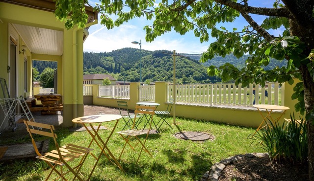 Apartment 'La Maison Du Portier' with Mountain View, Private Terrace and Wi-Fi