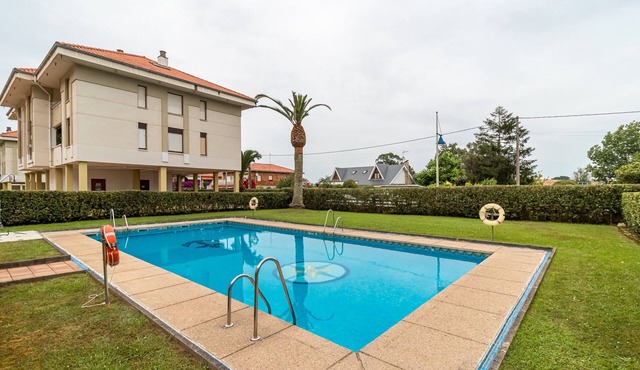 Apartment 'La Ribera' with Mountain Views, Shared Pool and Wi-Fi