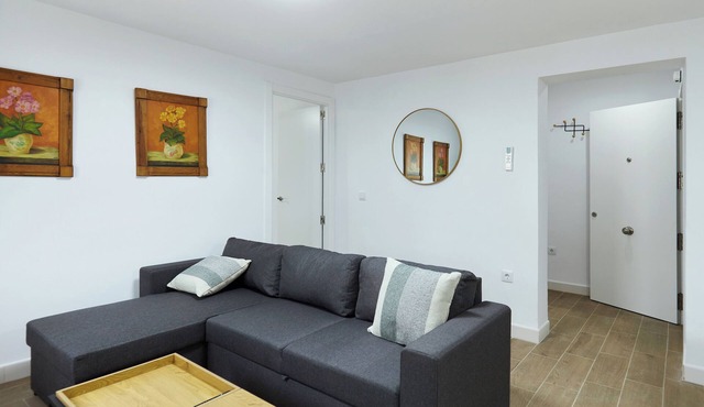 Apartment 'La Victoria C' with Balcony, Wi-Fi and Air Conditioning