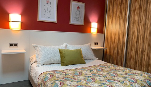 Apartment 'Lamia' with Mountain View, Wi-Fi and Air Conditioning