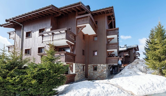 Apartment 'Lapon H10' with Mountain View and Balcony