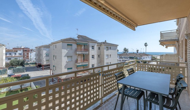 Apartment 'Las Conchas' with Sea View, Wi-Fi and Air Conditioning