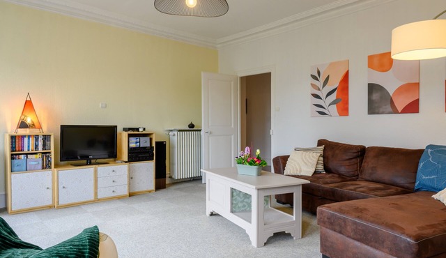 Apartment Le 47: Spacious Holiday Home with Wi-Fi in Alsace