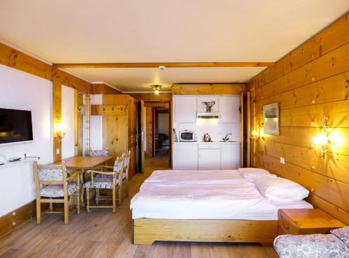 Apartment Le Bristol A38 by Interhome