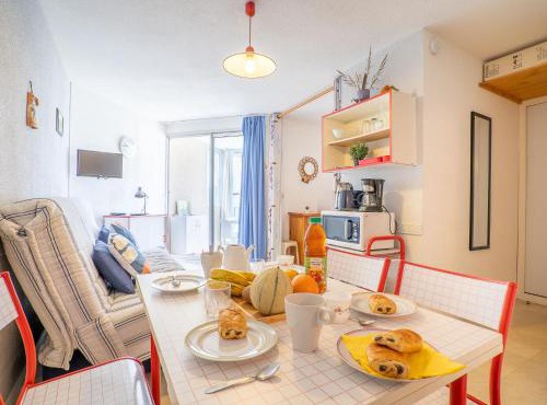 Apartment Le Floride-1 by Interhome