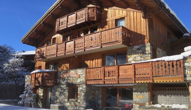 Apartment 'Les Dolomites' with Mountain View, Private Terrace and Wi-Fi