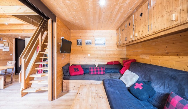 Apartment 'Les Avenières - La Norma' with Mountain View, Balcony and Wi-Fi