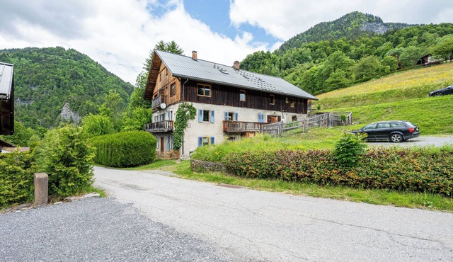 Apartment "Le Grand Tétras" with Shared Terrace, Balcony, and Wi-Fi